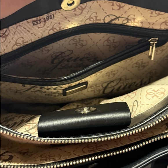 Guess Black Structured Tote Bag - Picture 3 of 7